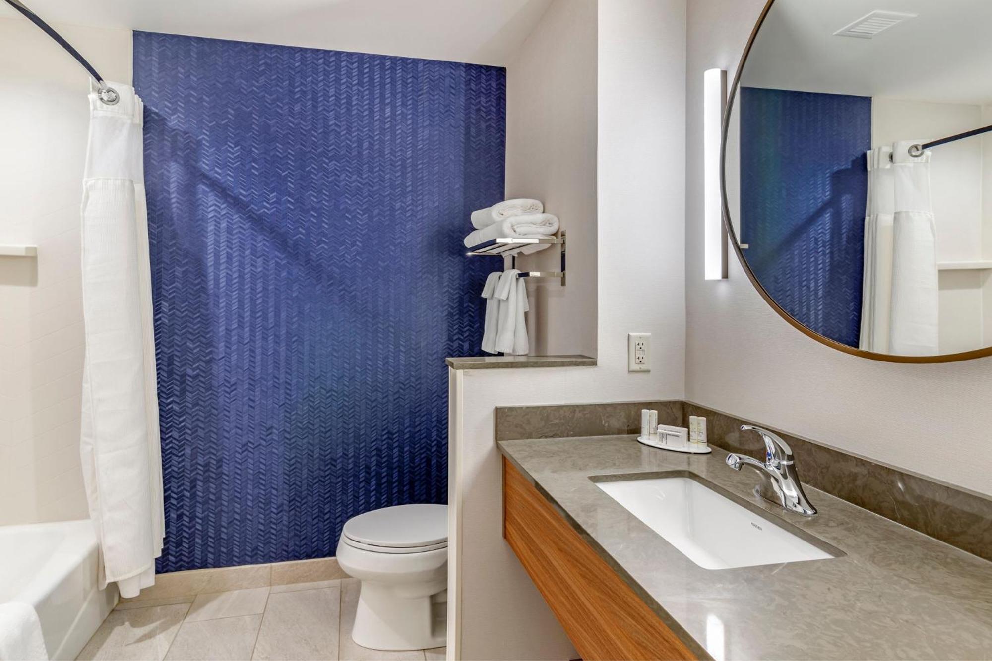 Fairfield Inn & Suites By Marriott Helen Bagian luar foto
