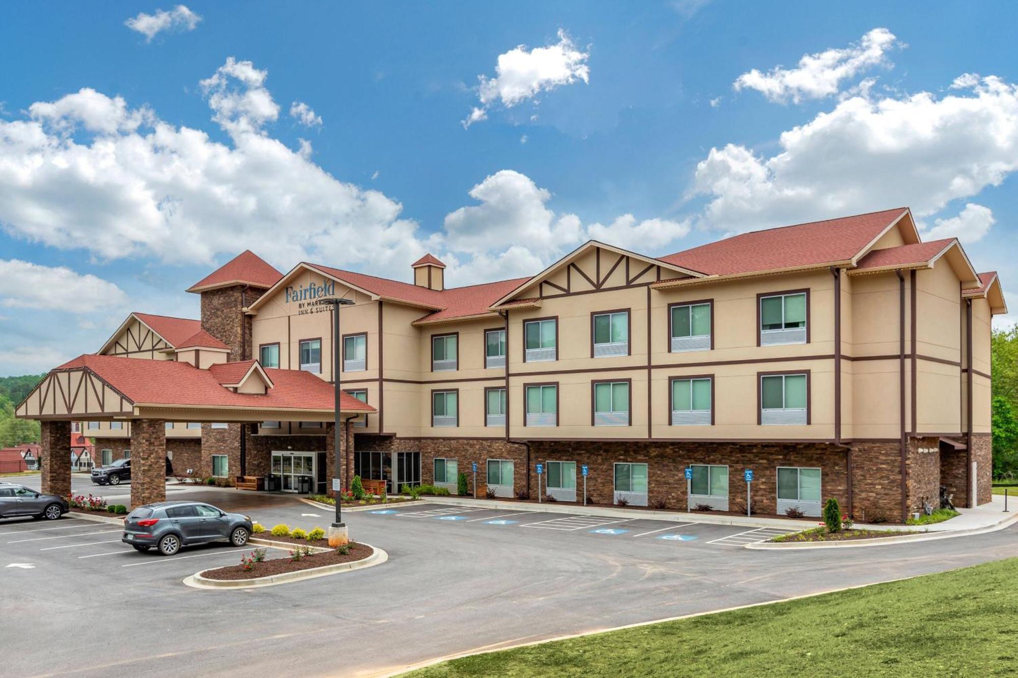 Fairfield Inn & Suites By Marriott Helen Bagian luar foto