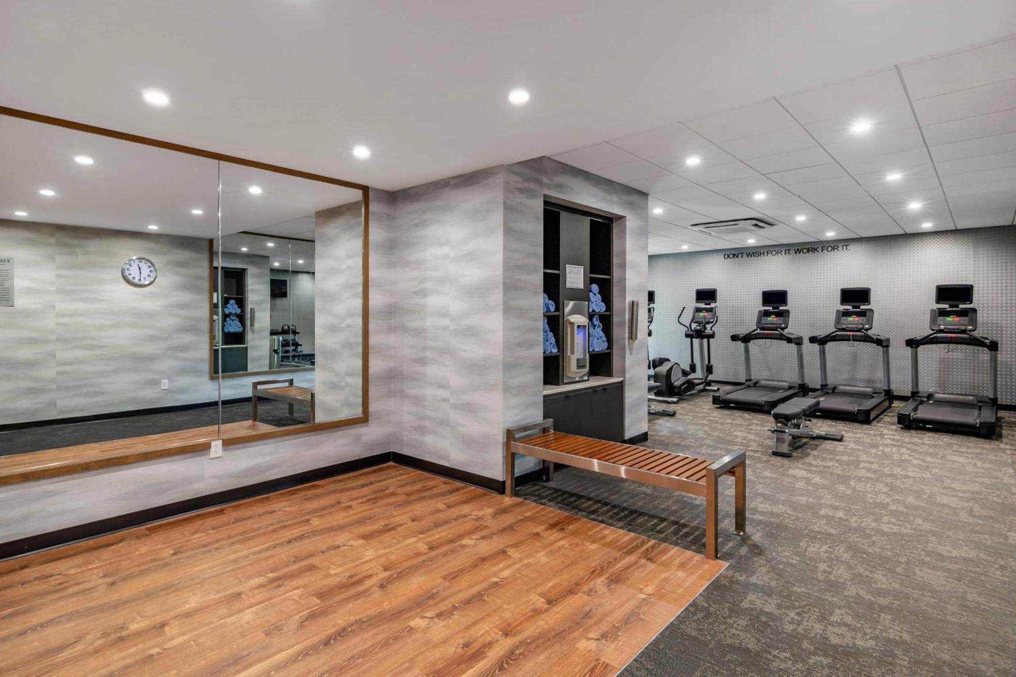 Fairfield Inn & Suites By Marriott Helen Bagian luar foto