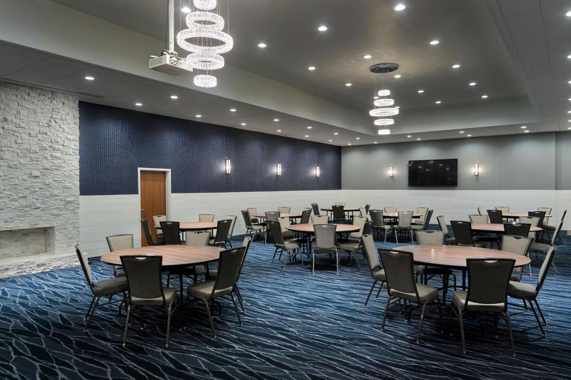 Fairfield Inn & Suites By Marriott Helen Bagian luar foto